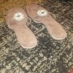Brown moda flip flop sandals size 10